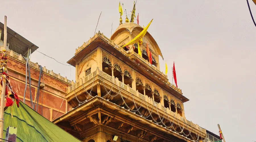 Banke Bihari Mandir Corridor